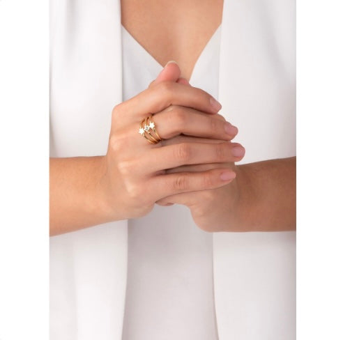 GOLD STAR RING