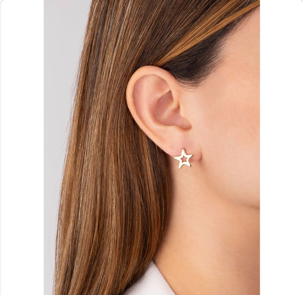 GOLD STAR EARRINGS